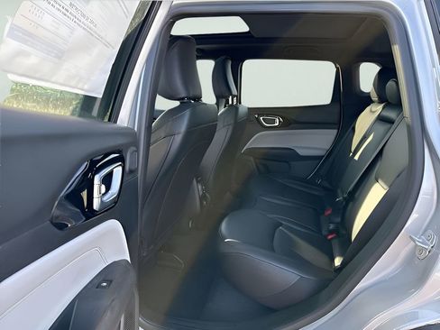 New 2026 Jeep Compass Limited w/ Sun, Sound & Navigation Group image 11