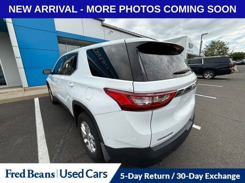 Used 2018 Chevrolet Traverse LS FWD image 13