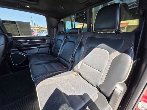 Used 2022 RAM 1500 Laramie AWD/4WD image 7