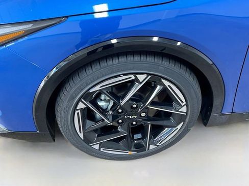 New 2025 Kia K4 GT-Line image 31