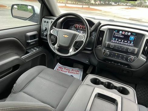 Used 2019 Chevrolet Silverado 1500 LT AWD/4WD image 29