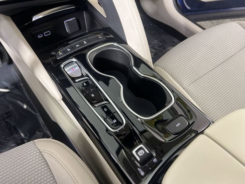 Certified 2023 Buick Envision Preferred AWD/4WD image 16