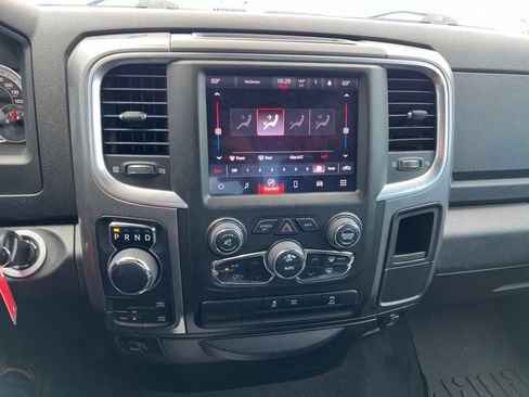 Used 2024 RAM 1500 Classic Warlock w/ Electronics Group AWD/4WD image 32