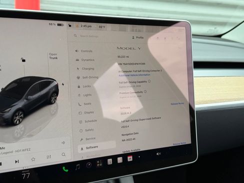 Used 2023 Tesla Model Y AWD image 25