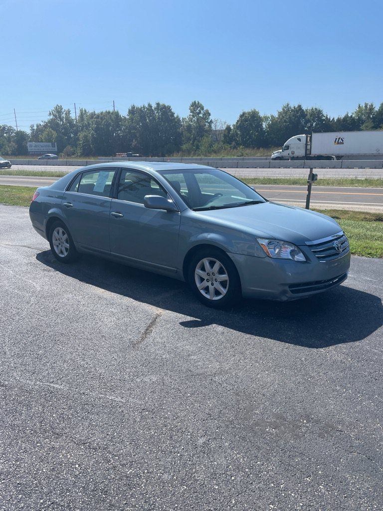 Used 2006 Toyota Avalon XL FWD image 7