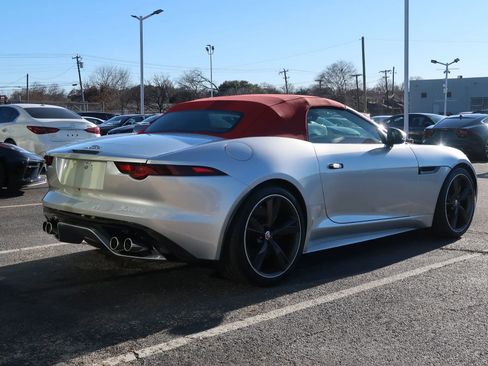 Used 2020 Jaguar F-TYPE R image 14