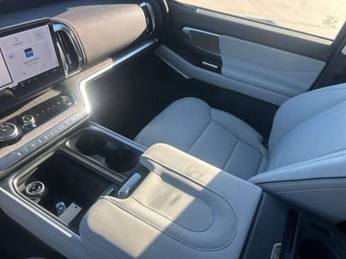 New 2025 Ford Expedition Max Platinum w/ Platinum Ultimate Package image 12