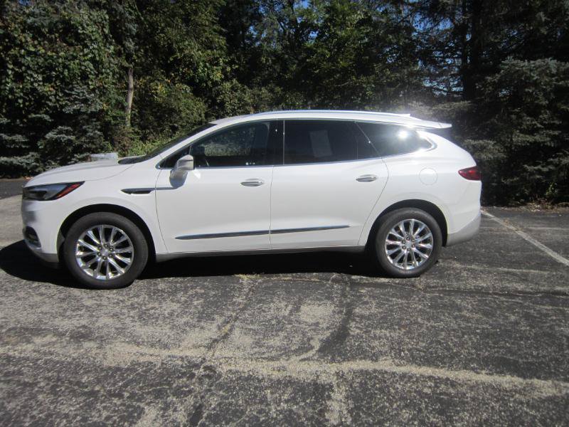 Used 2021 Buick Enclave Premium w/ Surround and Sites Package AWD/4WD image 2
