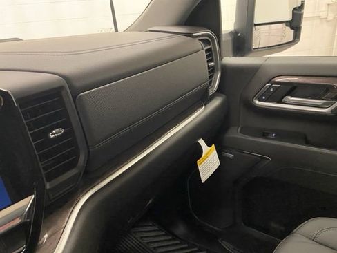 New 2026 Chevrolet Silverado 2500 LTZ w/ LTZ Plus Package image 18