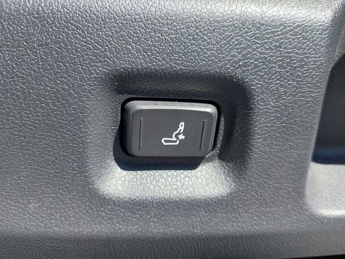Used 2024 Toyota Tacoma SR RWD image 19