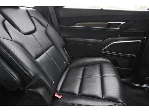 Used 2022 Kia Telluride SX w/ Towing Package FWD image 15