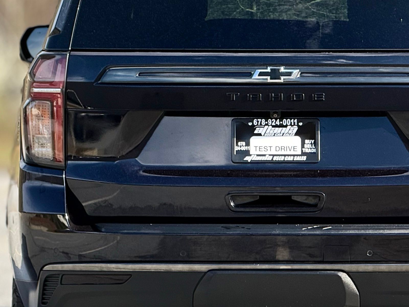 Used 2022 Chevrolet Tahoe Z71 w/ Luxury Package AWD/4WD image 15