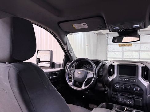 Used 2024 Chevrolet Silverado 2500 Custom w/ Custom Value Package AWD/4WD image 27