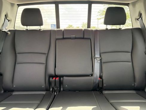 Used 2023 Honda Ridgeline RTL-E image 34