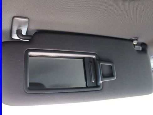 Used 2025 Volkswagen Jetta Sport FWD image 39