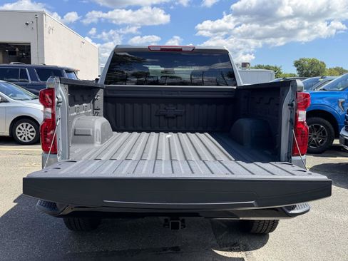 Used 2025 Chevrolet Silverado 1500 Custom Trail Boss AWD/4WD image 8