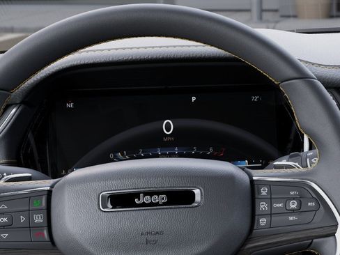 New 2026 Jeep Grand Cherokee Limited AWD/4WD image 17