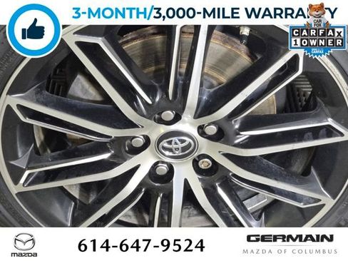 Used 2019 Toyota Avalon Touring image 10