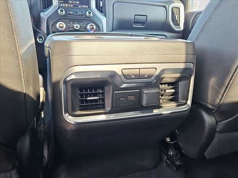 Used 2019 GMC Sierra 1500 SLT AWD/4WD image 17