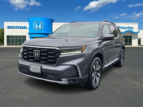 Certified 2023 Honda Pilot Elite image 1