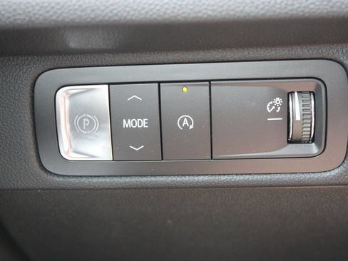 New 2026 Chevrolet Traverse LT w/ Enhanced Driving Package FWD image 43
