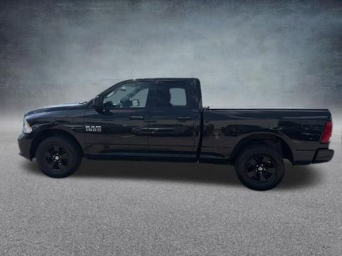 Used 2018 RAM 1500 Express AWD/4WD image 11