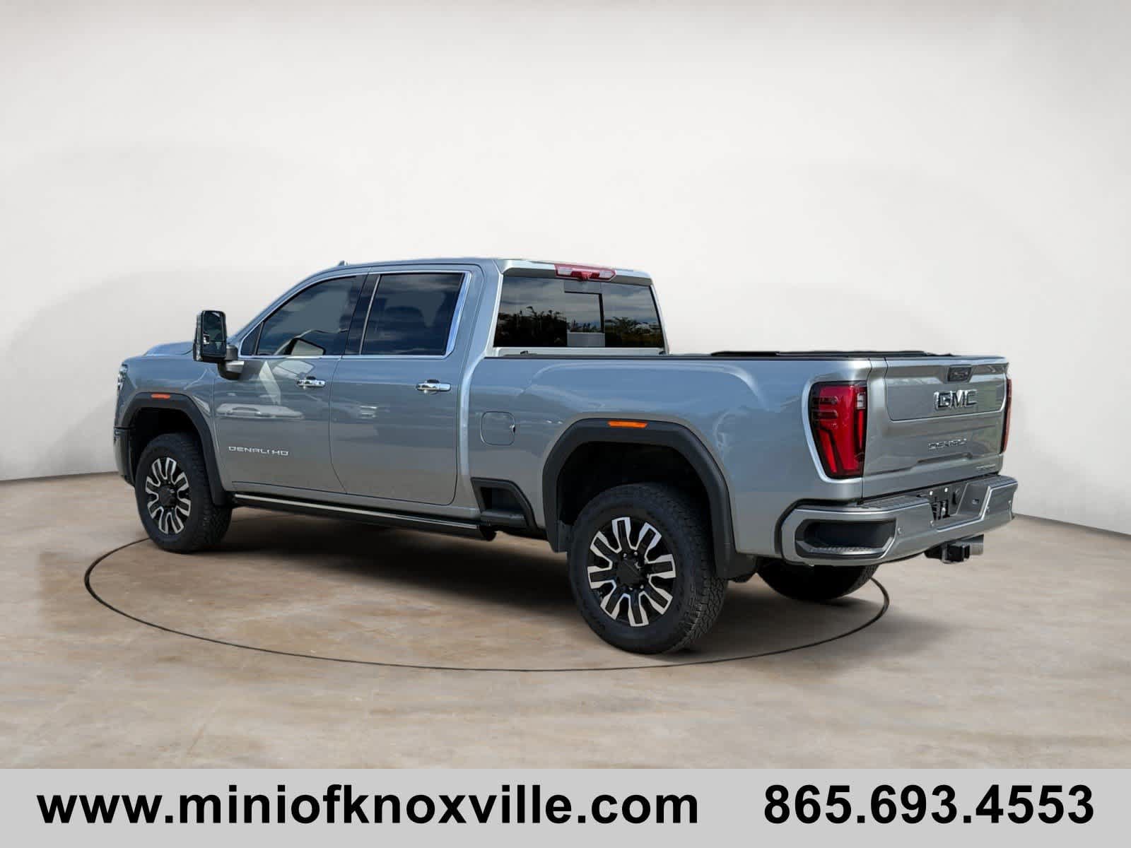 Used 2026 GMC Sierra 2500 Denali Ultimate w/ Max Trailering Package AWD/4WD image 5