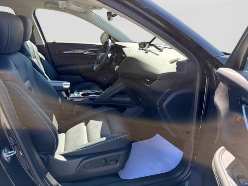 Used 2022 Buick Envision Essence w/ Safety Package AWD/4WD image 30