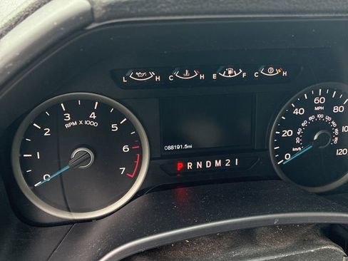 Used 2017 Ford F150 XLT w/ Equipment Group 301A Mid AWD/4WD image 2