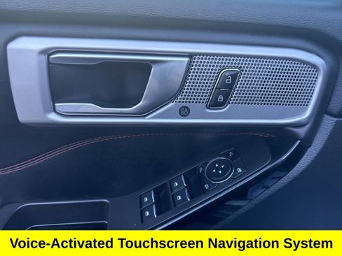 Used 2023 Ford Explorer ST-Line image 18