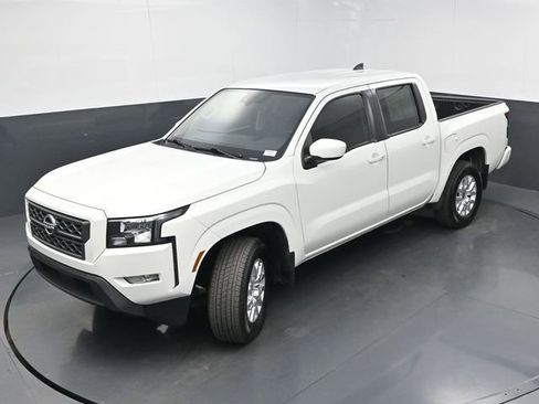 Used 2024 Nissan Frontier SV w/ SV Convenience Package AWD/4WD image 36
