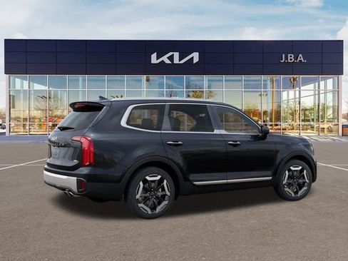 New 2025 Kia Telluride S image 6