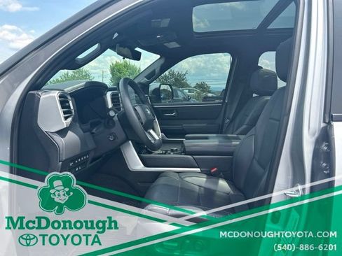 Certified 2025 Toyota Sequoia Platinum AWD/4WD image 12
