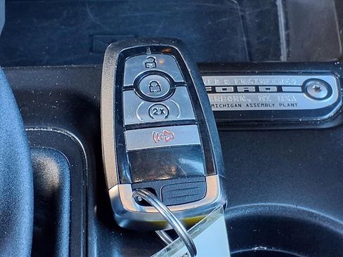 Certified 2023 Ford Bronco Badlands image 21