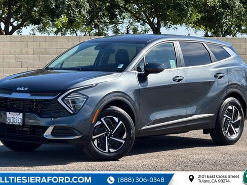 Used 2025 Kia Sportage LX FWD image 10