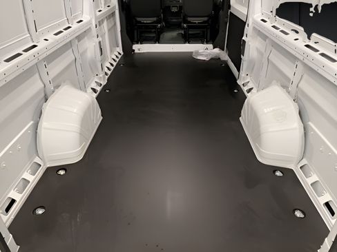 New 2025 RAM ProMaster 3500 w/ Convenience Group FWD image 5