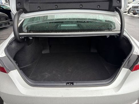 Used 2023 Toyota Camry XSE image 15