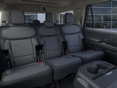New 2026 Ford Expedition Active AWD/4WD image 11