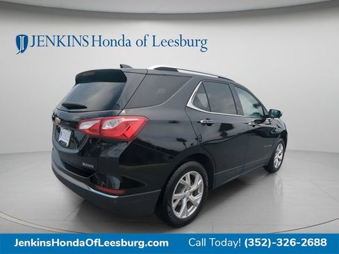 Used 2018 Chevrolet Equinox Premier FWD image 4