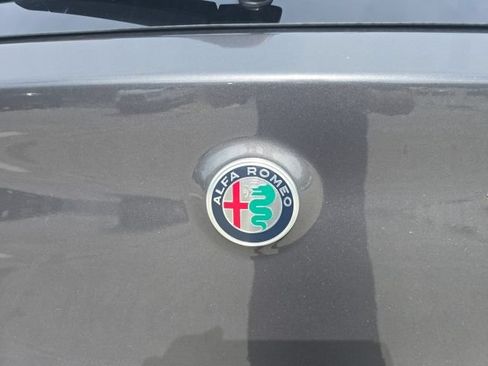 Used 2023 Alfa Romeo Stelvio Sprint RWD image 5