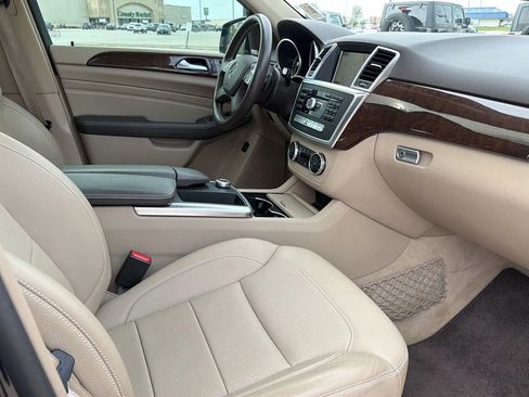 Used 2015 Mercedes-Benz ML 350 4MATIC image 88
