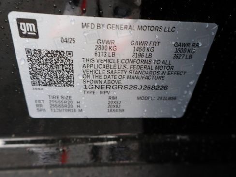 Used 2025 Chevrolet Traverse LT w/ Sun and Wheel Package image 33