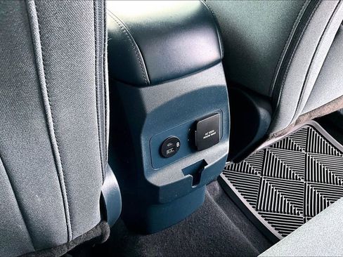 Certified 2022 Ford Maverick XLT w/ Equipment Group 300A Standard image 34