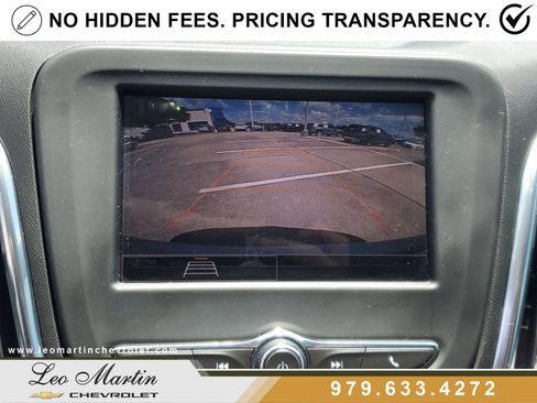 Used 2022 Chevrolet Equinox LS w/ LS Convenience Package FWD image 25