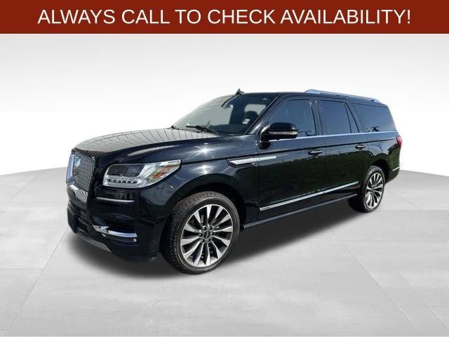 Used 2021 Lincoln Navigator L Reserve AWD/4WD image 3