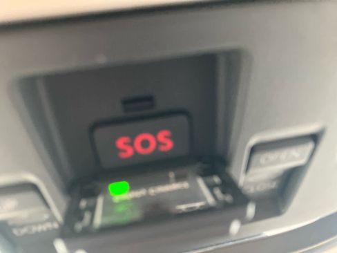 Used 2020 Lexus LS 500 w/ Interior Upgrade Package image 25