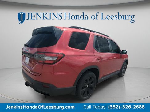New 2026 Honda Pilot Black Edition image 3