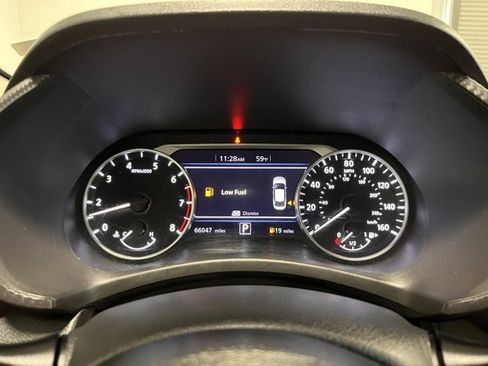 Used 2022 Nissan Sentra SV image 24