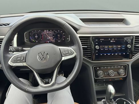 Used 2023 Volkswagen Atlas Cross Sport SEL Premium R-Line AWD/4WD image 11