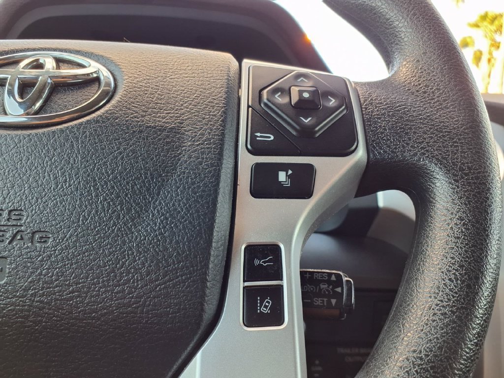 Used 2020 Toyota Tundra SR5 w/ SR5 Convenience Package RWD image 27